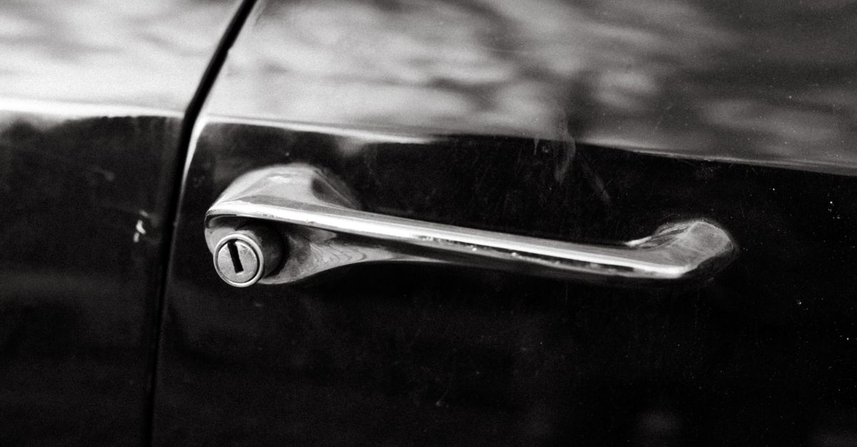 Our Car Lockout Service — How We Open Vehicles Without Damage — Toms River Locksmiths